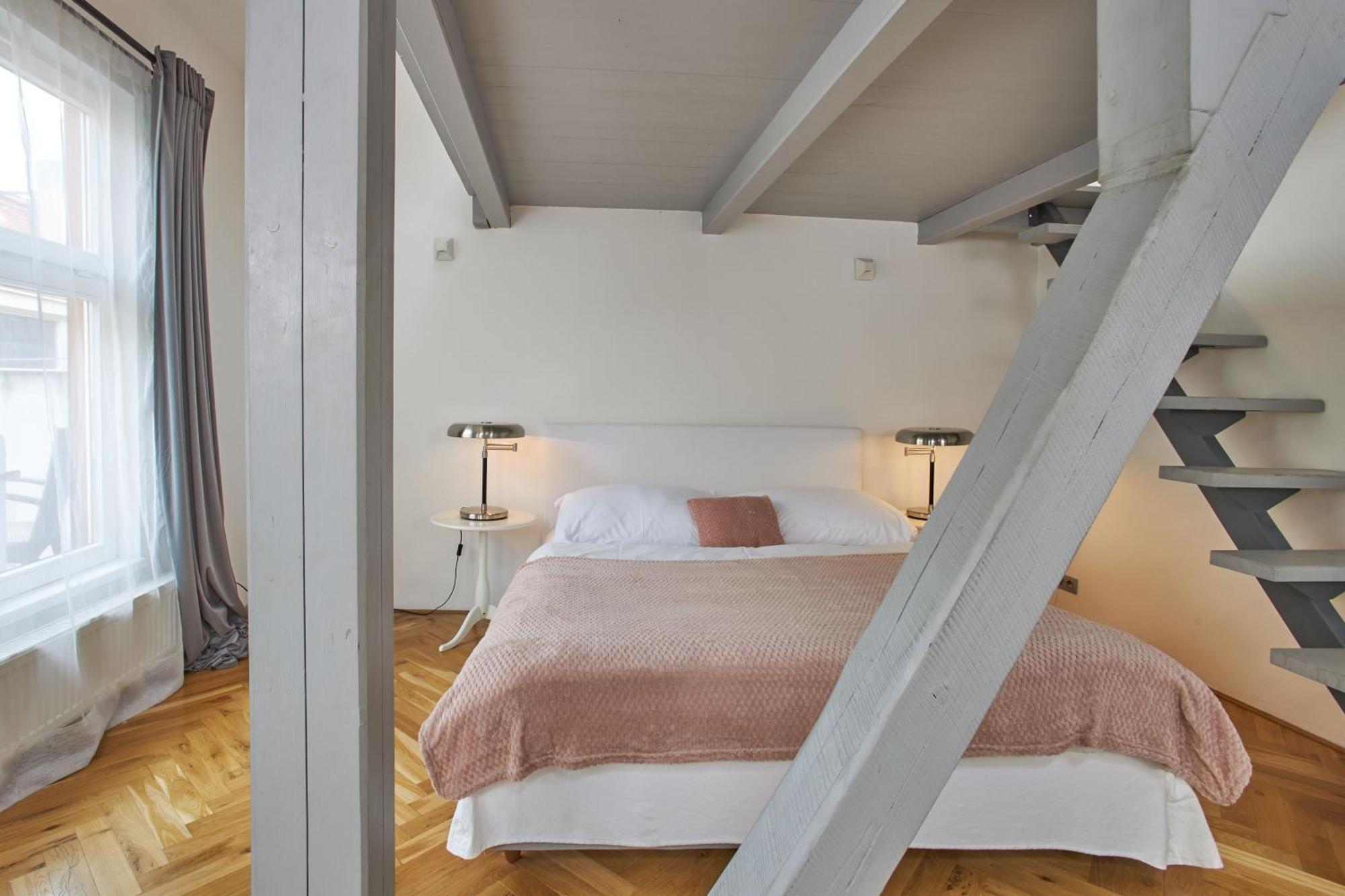 Wenceslas Square Residence プラハ エクステリア 写真